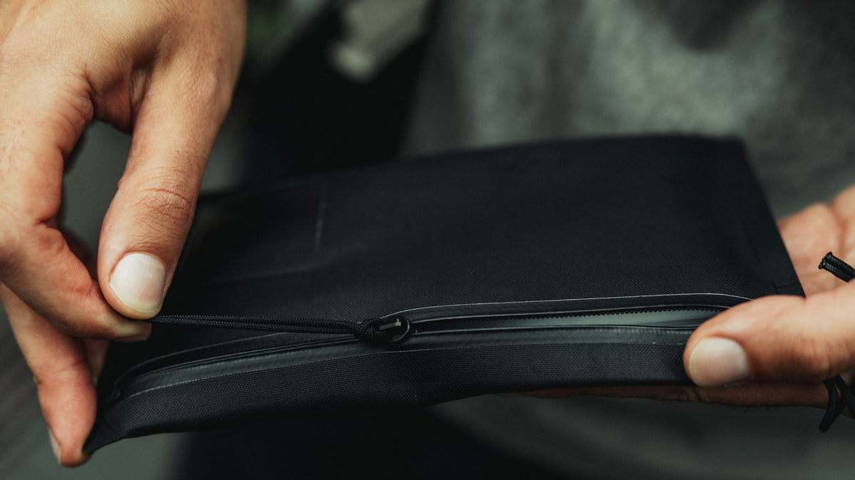 ELEMENT Flat Pouch - Small | Features Video