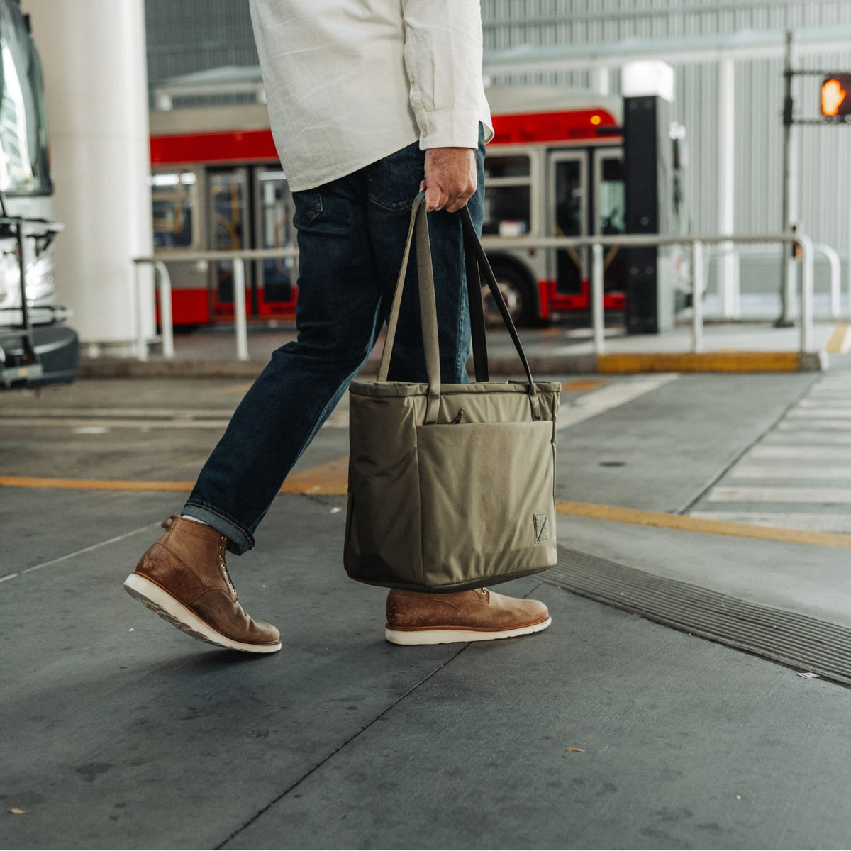 CIVIC Daily Tote 24L in OD Green - CDT24 - hand carry, near bus station CIVIC Daily Tote 24L in OD Green - CDT24 - hand carry, near bus station [13024a-ODG