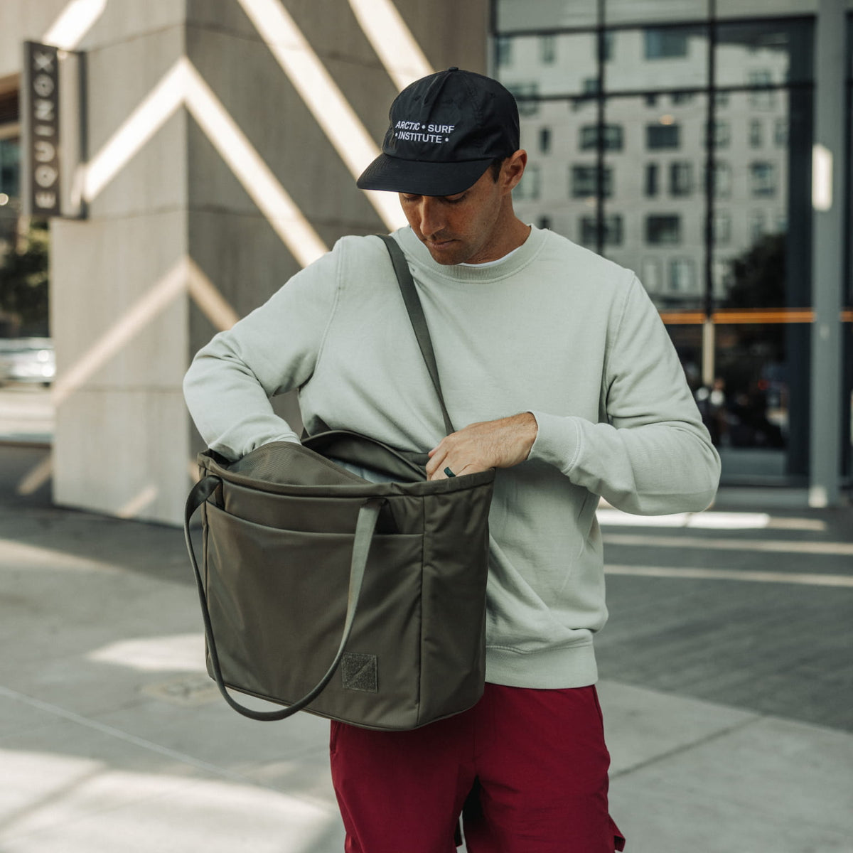 CIVIC Daily Tote 24L in OD Green - CDT24 - wide opening quick access model height 6'3" 190cm CIVIC Daily Tote 24L in OD Green - CDT24 - wide opening quick access model height 6'3" 190cm [13024a-ODG