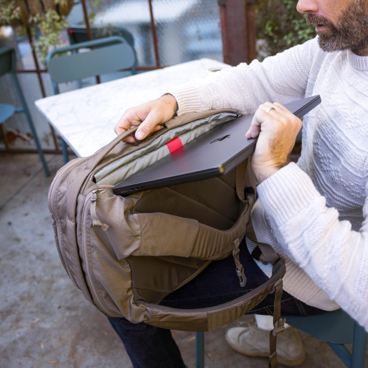 CIVIC Travel Bag 26L in Fossil Brown - laptop padded sleeve CIVIC Travel Bag 26L in Fossil Brown - laptop padded sleeve [13012c-FBN