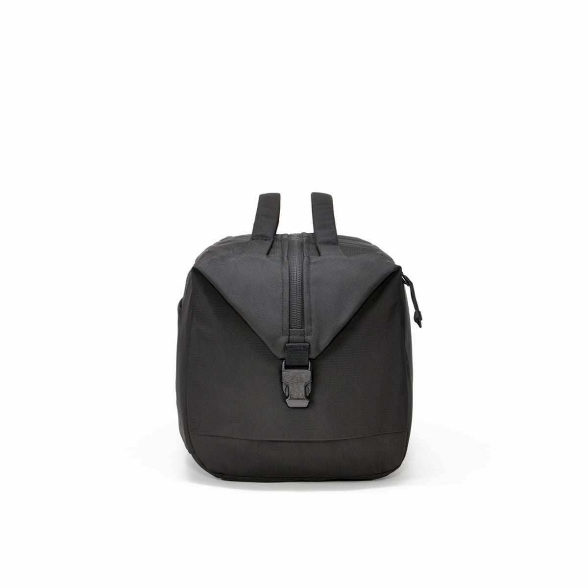 Transit Duffel 25L in Solution Dyed Black - side buckle and end handle Transit Duffel 25L in Solution Dyed Black - side buckle and end handle [13023d-SBK