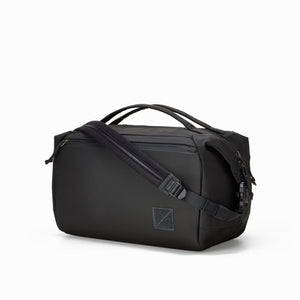 Transit Duffel 25L in Solution Dyed Black -