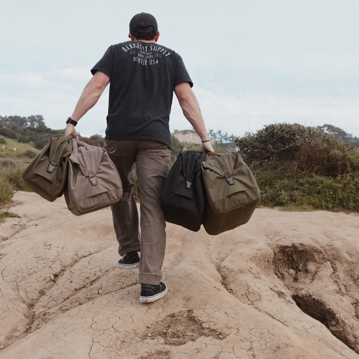 Transit Duffel 35L in OD Green grid all in hand Transit Duffel 35L in OD Green grid all in hand [13014d-ODG