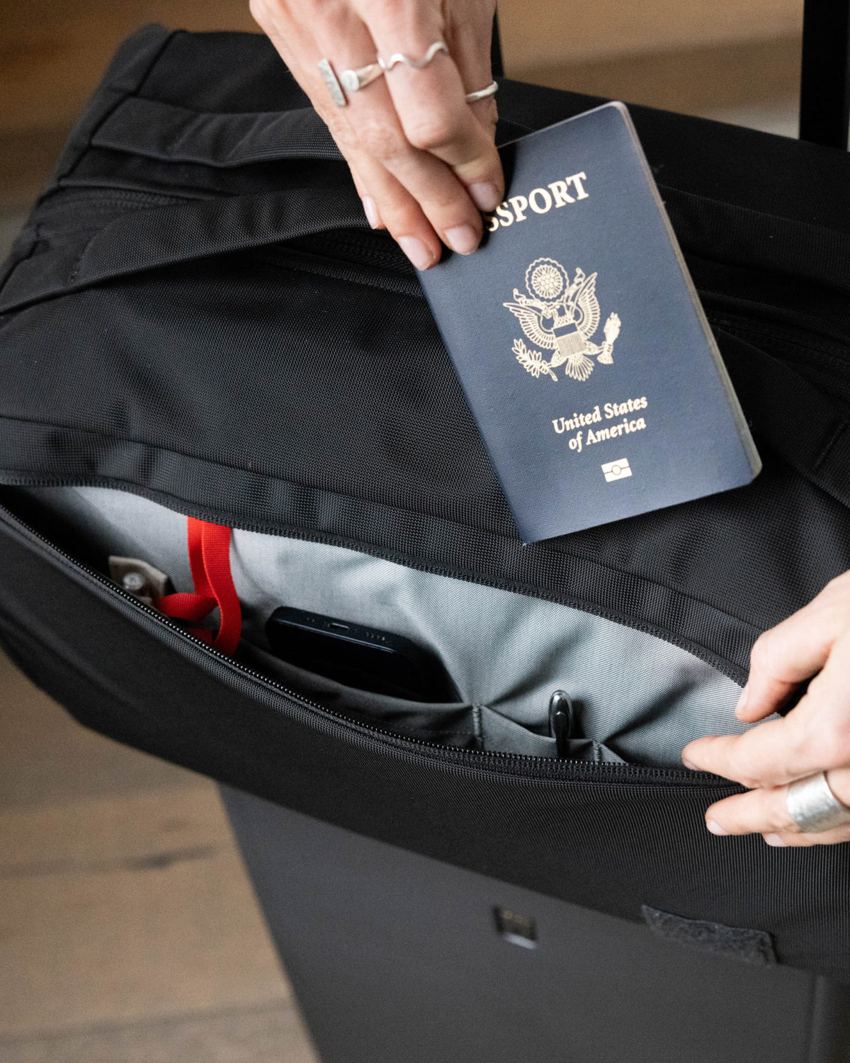 TRANSIT Duffel Side-Access Pockets Exterior