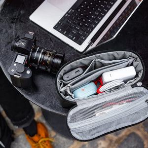 CIVIC ACCESS POUCH 2L SOLUTION DYED BLACK CAP2 Camera and Tech Kit [13006a-SBK]
