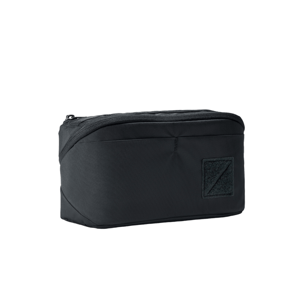 CIVIC ACCESS POUCH 2L BLACK CAP2 FRONT