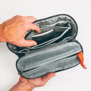 CIVIC ACCESS POUCH 2L SOLUTION DYED BLACK CAP2 Middle Divider Pocket [13006a-SBK]