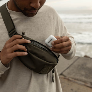 CIVIC Access Sling 1L OD Green Airpods