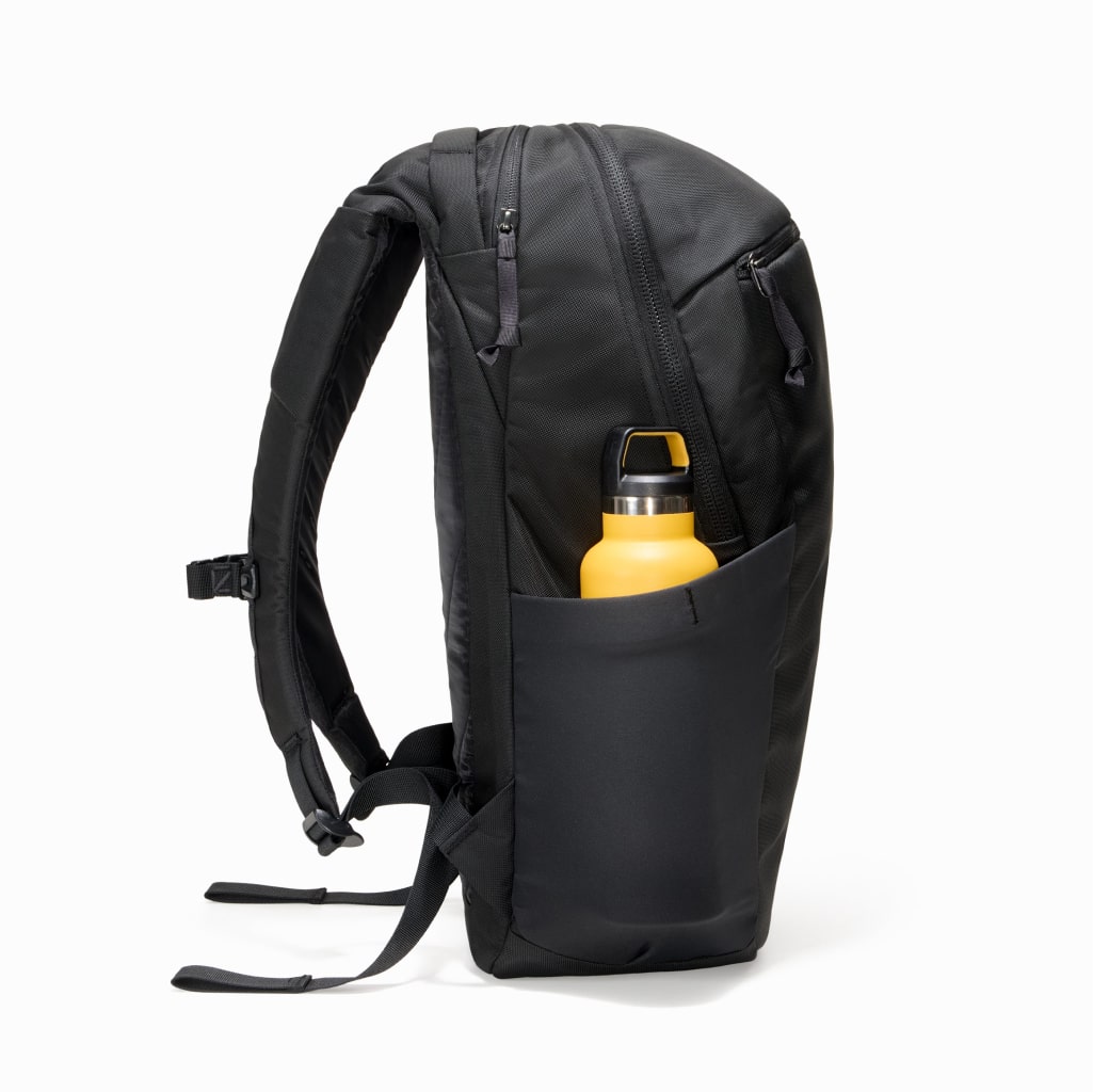 CIVIC Half Zip 22l in Solution Dyed Black - Side profile pdp [13003d-SBK]
