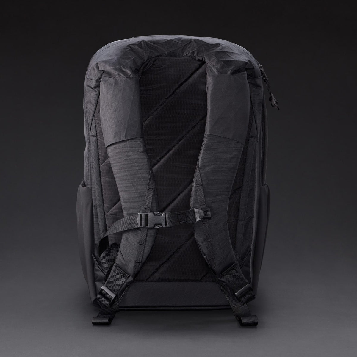 CIVIC Travel Bag 20L - CTB20 - Black and Coyote Brown X-Pac - Back Panel [13019cx-BXC]