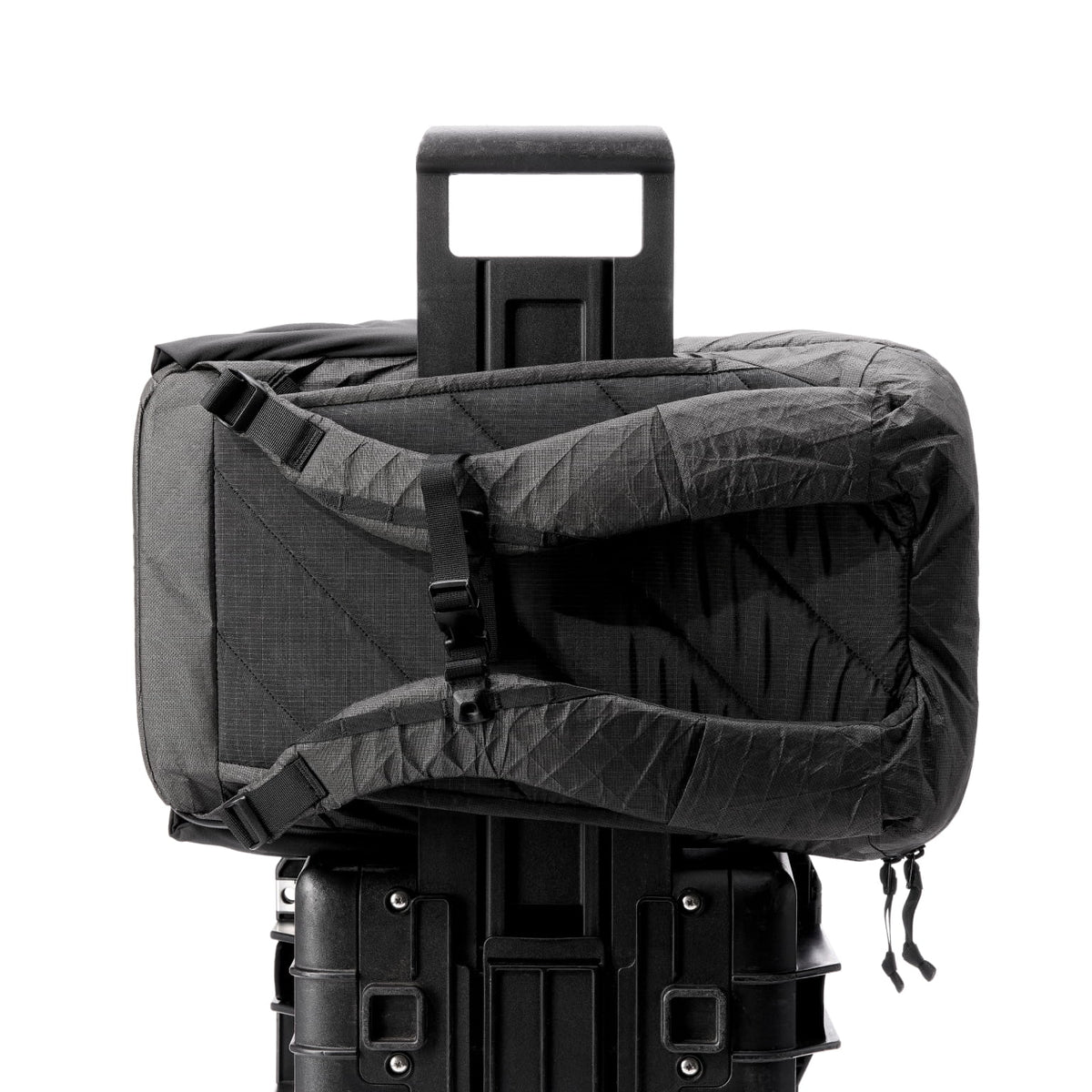 CIVIC Travel Bag CTB 26L ULTRA Black Magic on Roller Carry