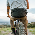 MOUNTAIN HIP PACK 3.5L in Solution Dyed Black - On Bike MOUNTAIN HIP PACK 3.5L in Solution Dyed Black - On Bike [11003a-SBK