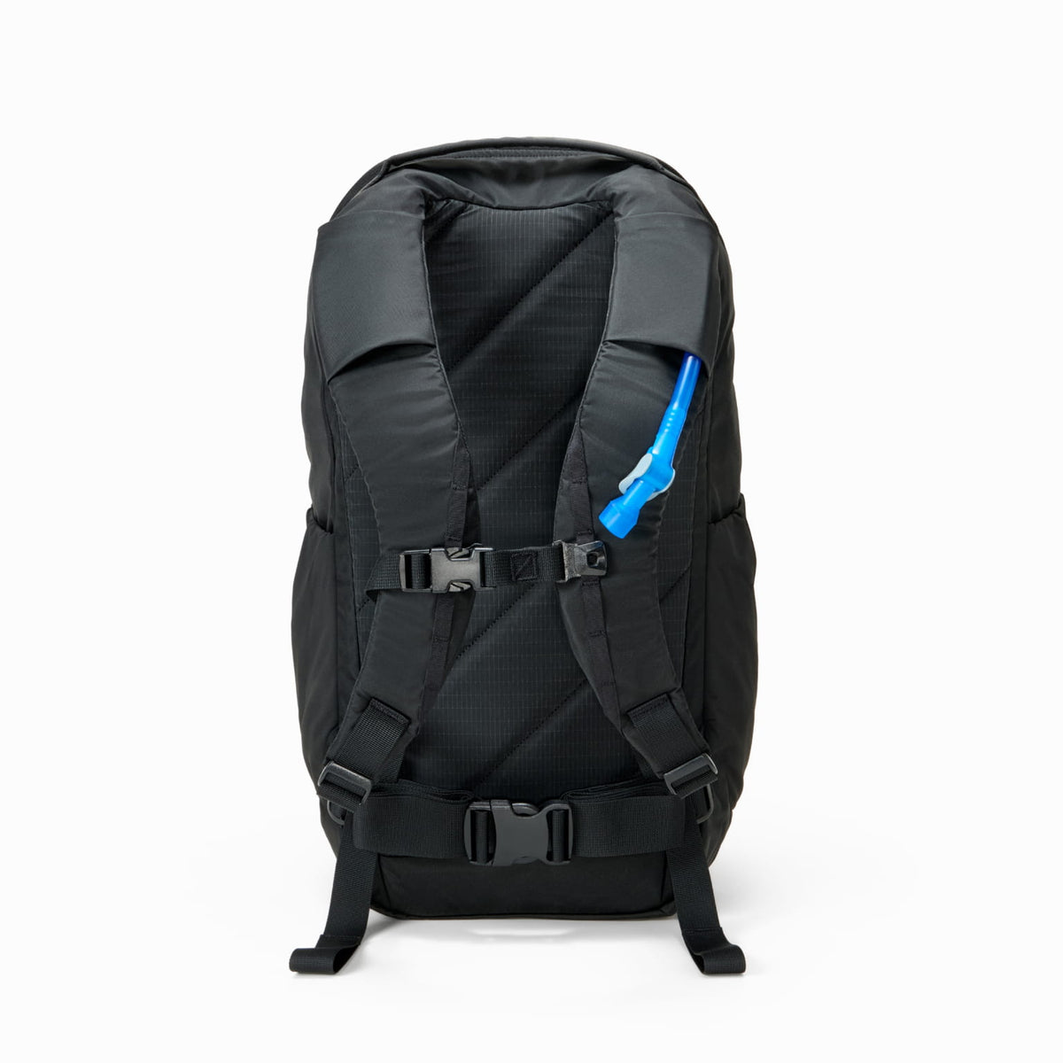 MOUNTAIN Panel Loader 22L - Solution Dyed Black - breathable back panel [11004d-SBK]