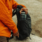 MOUNTAIN Panel Loader 22L - Solution Dyed Black - water bottle pocket MOUNTAIN Panel Loader 22L - Solution Dyed Black - water bottle pocket [11004d-SBK