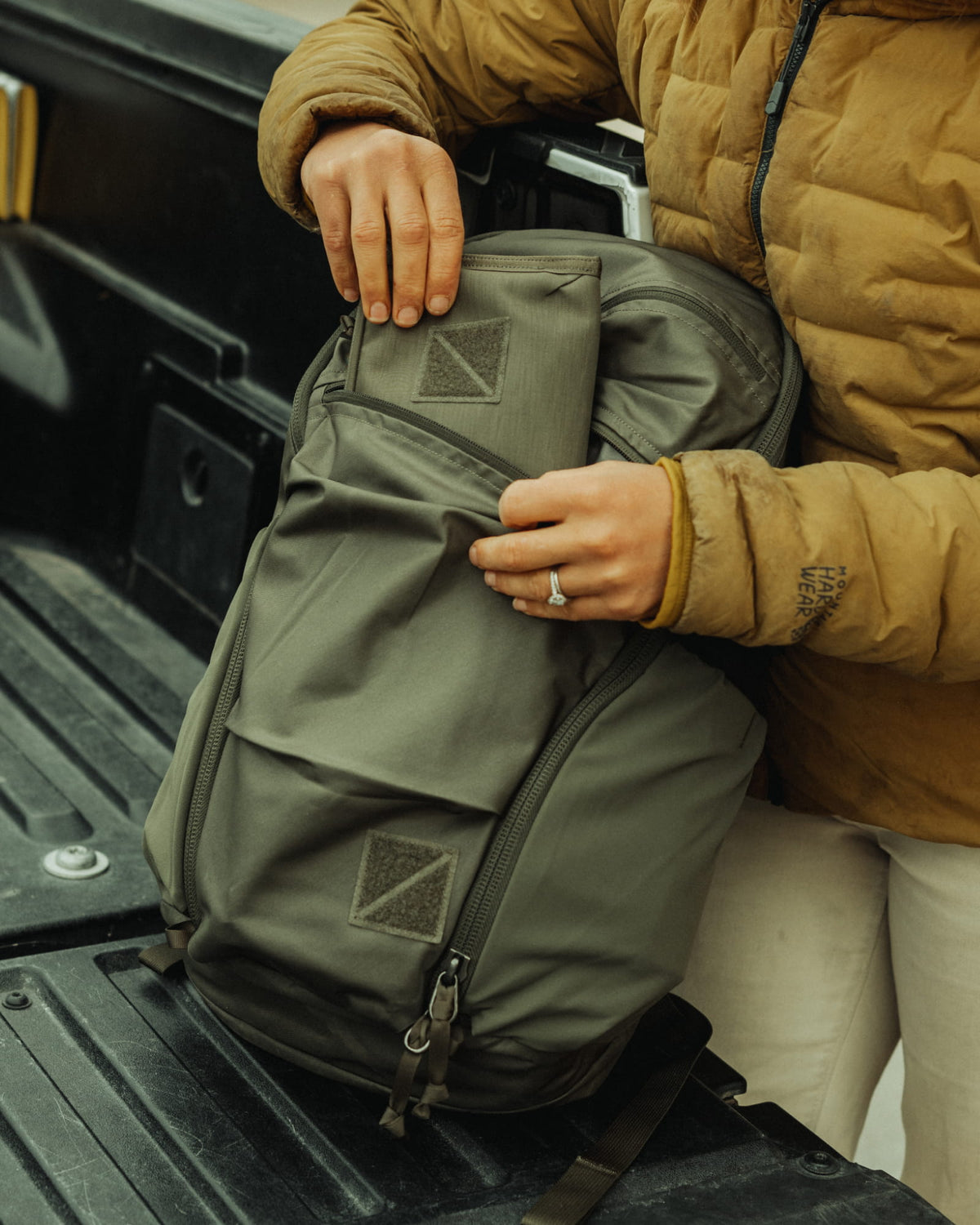 MOUNTAIN Panel Loader Gear Stashed