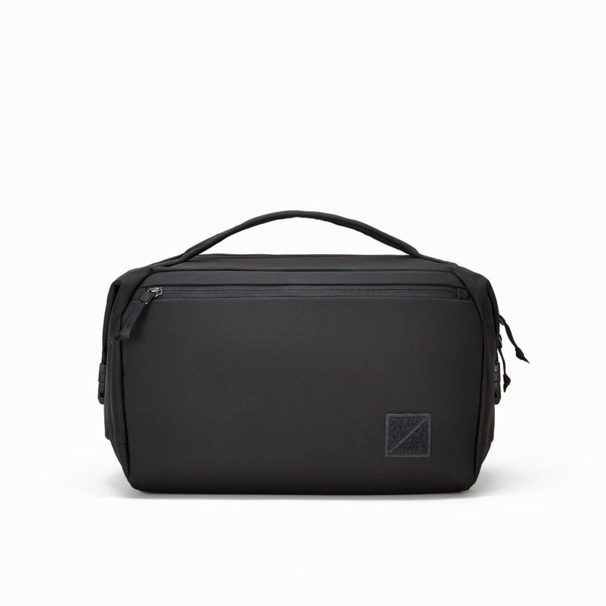 Transit Duffel 25L in Solution Dyed Black - profile [13023d-SBK]