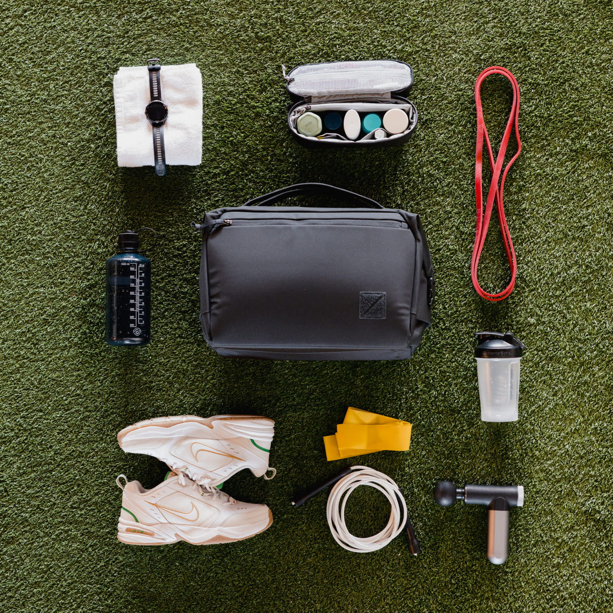 Transit Duffel 25L in Solution Dyed Black - gym loadout [13023d-SBK]