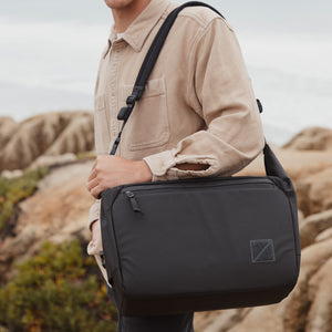 Transit Duffel 25L in Solution Dyed Black - over arm carry [13023d-SBK]