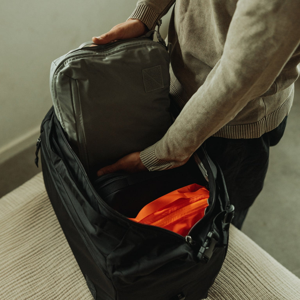 Transit Duffel 35L with Transit Packing Cube 10L [13014d-SBK]